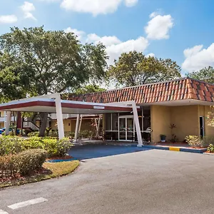 Baymont By Wyndham ** Sarasota