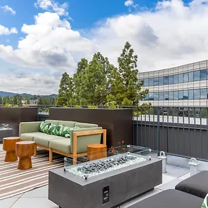 The Rise Walnut Creek, A Sentral Community 5* Walnut Creek